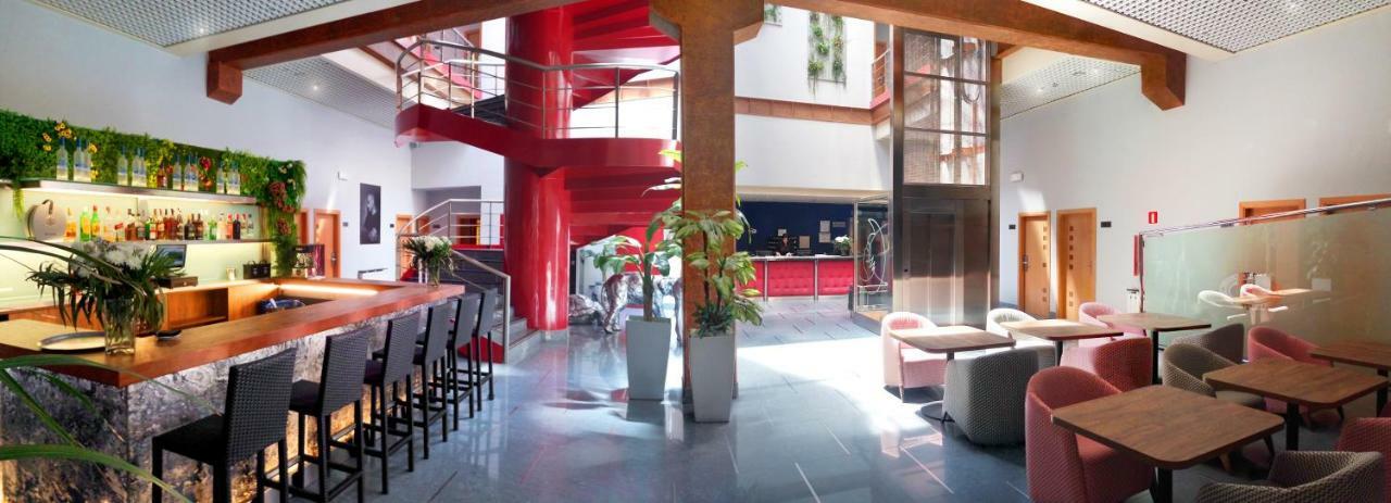 Hotel Fabrik Humanes de Madrid Exterior photo